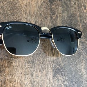 Ray-Ban Clubmaster Classic